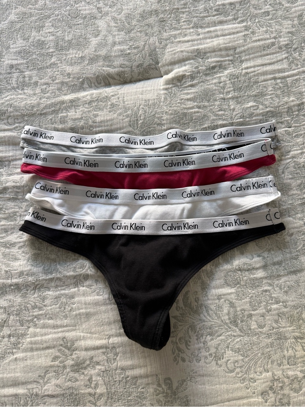 Calvin Klein Kids 3-Pack Bikini Briefs in Black, White, Pink